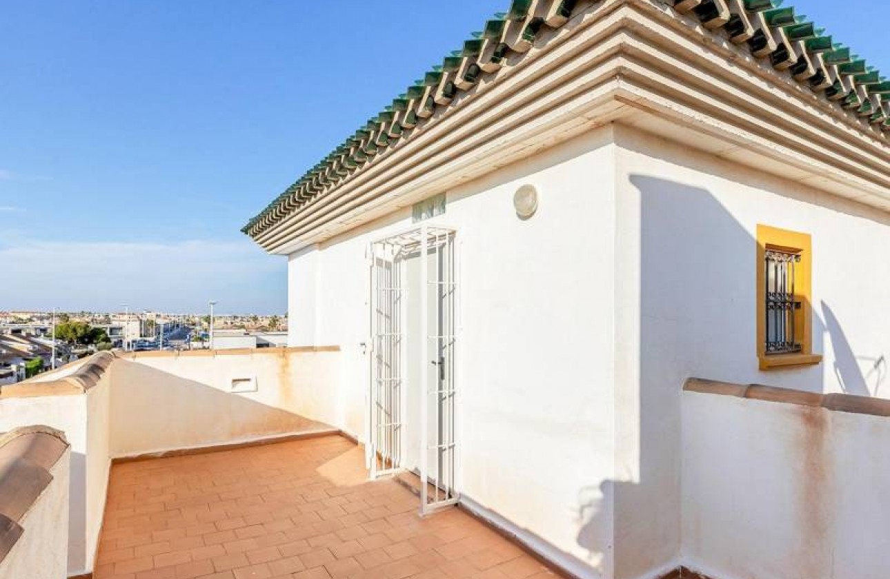 Resale - Apartment / flat - Orihuela Costa - La Zenia