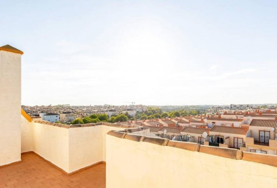 Resale - Apartment / flat - Orihuela Costa - La Zenia