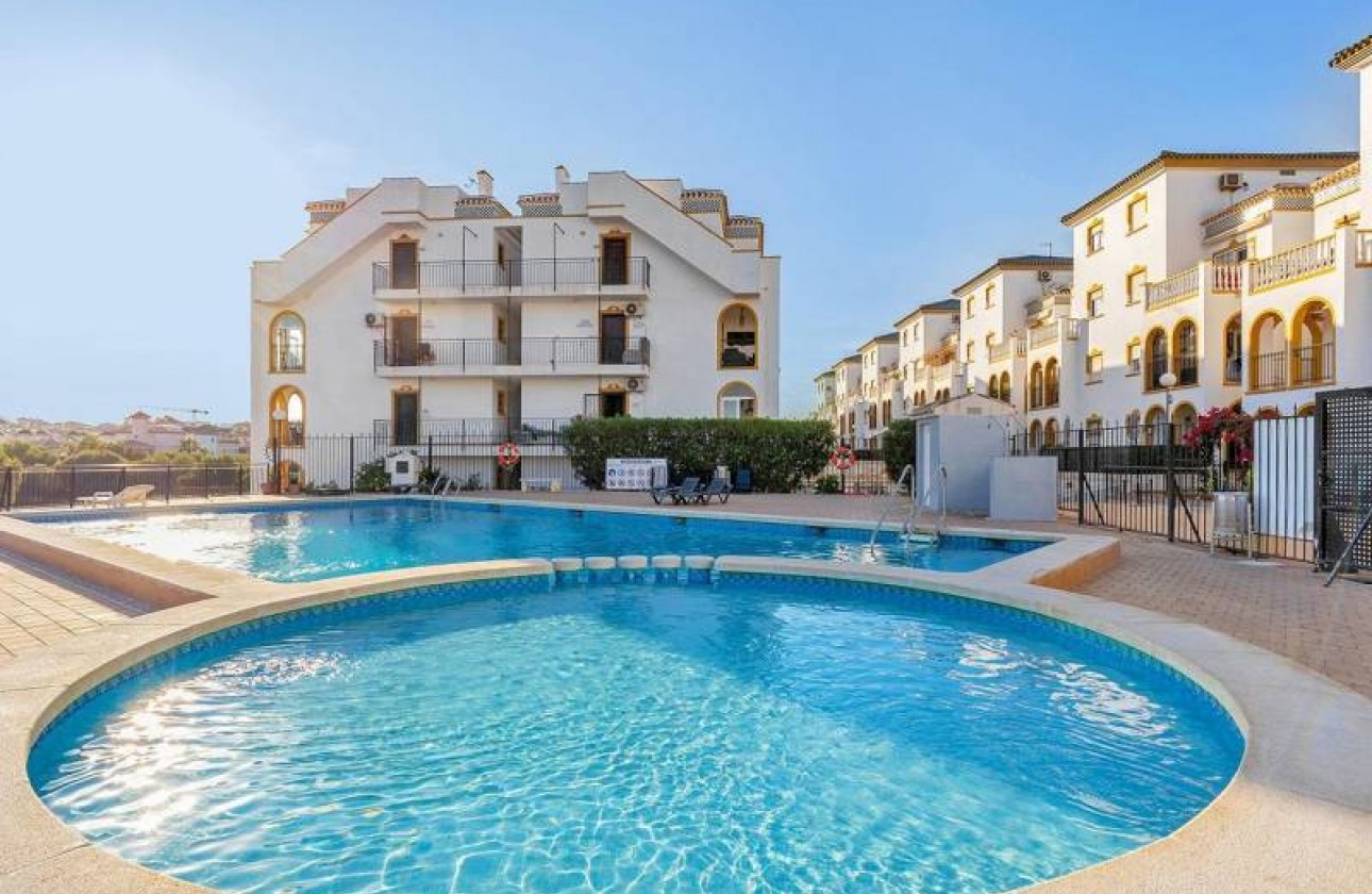 Resale - Apartment / flat - Orihuela Costa - La Zenia