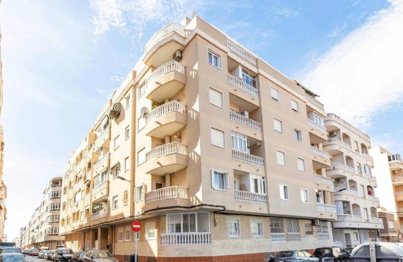 Reventa - Apartamento / piso - Torrevieja - Estacion de autobuses