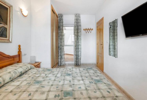 Resale - Apartment / flat - Torrevieja - Estacion de autobuses