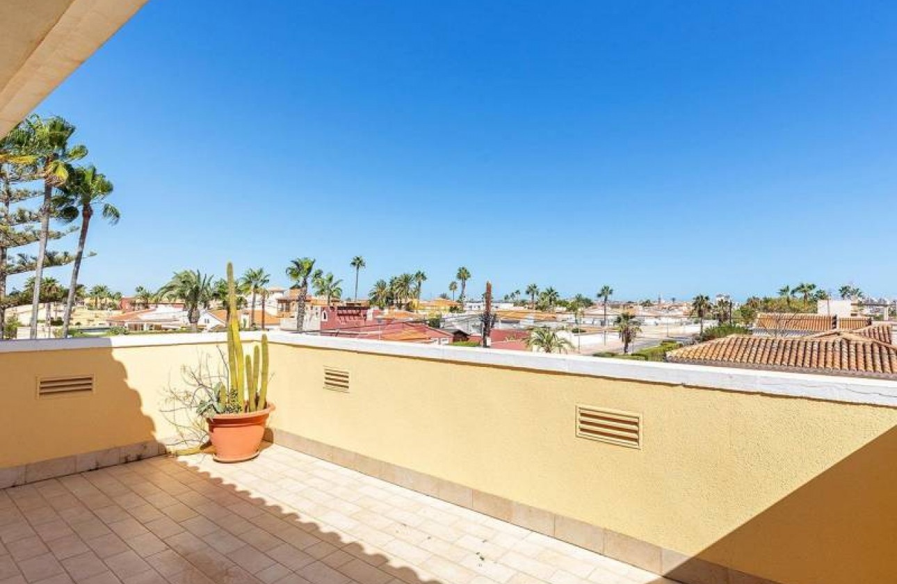 Resale - Villa - Torrevieja - Torreta florida