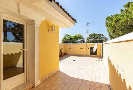 Resale - Villa - Torrevieja - Torreta florida