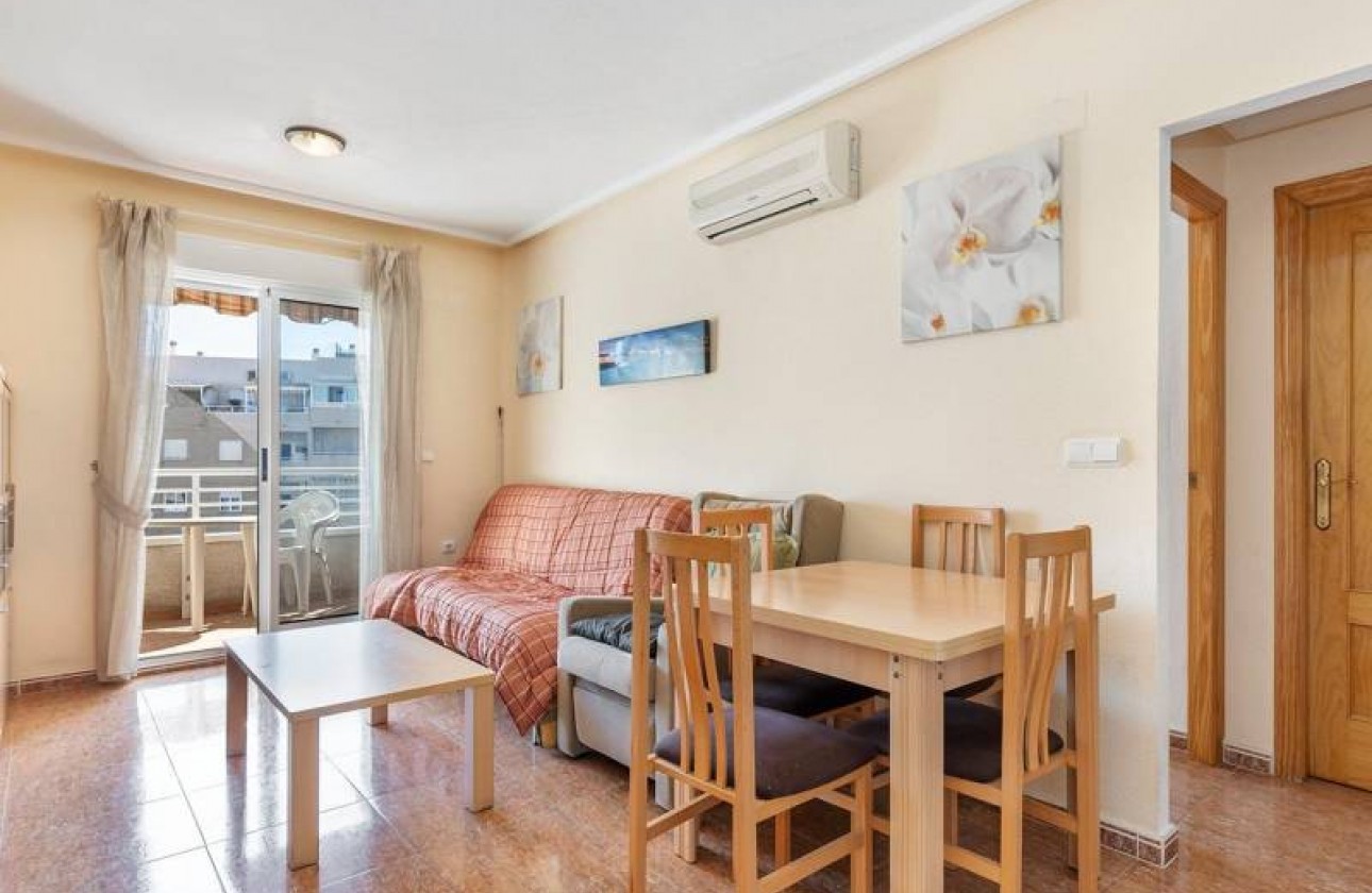 Resale - Apartment / flat - Torrevieja - Centro