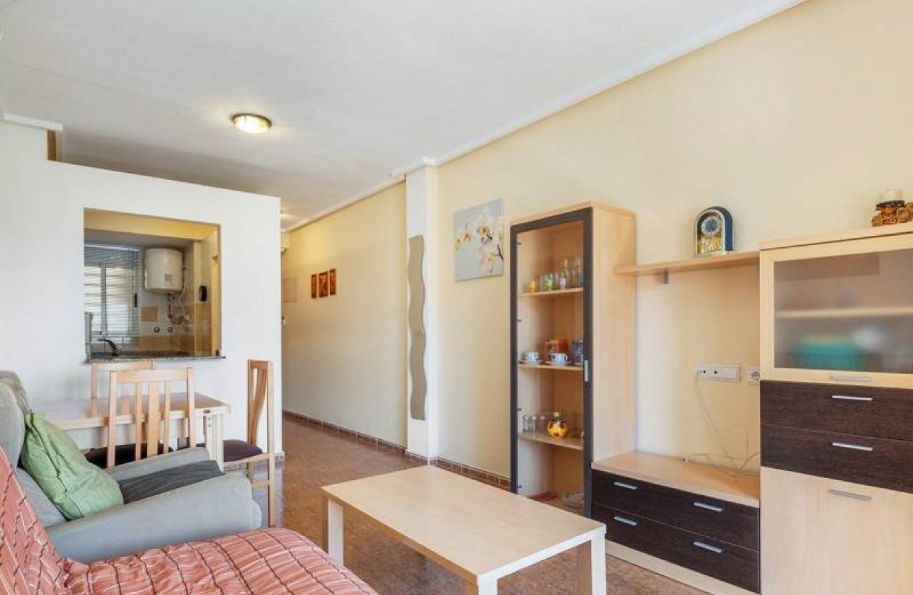 Resale - Apartment / flat - Torrevieja - Centro