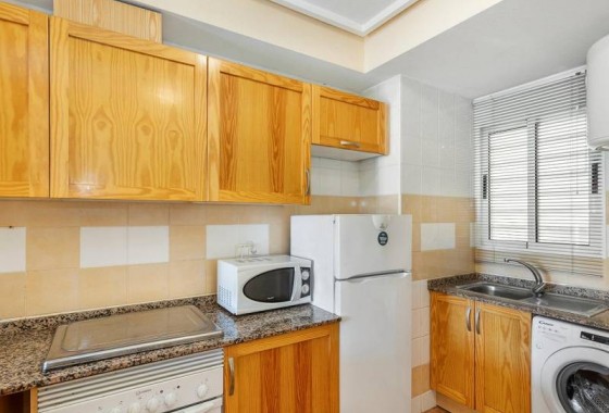 Resale - Apartment / flat - Torrevieja - Centro