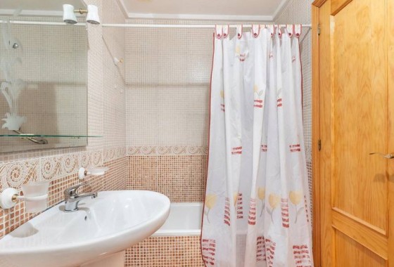 Reventa - Apartamento / piso - Torrevieja - Centro