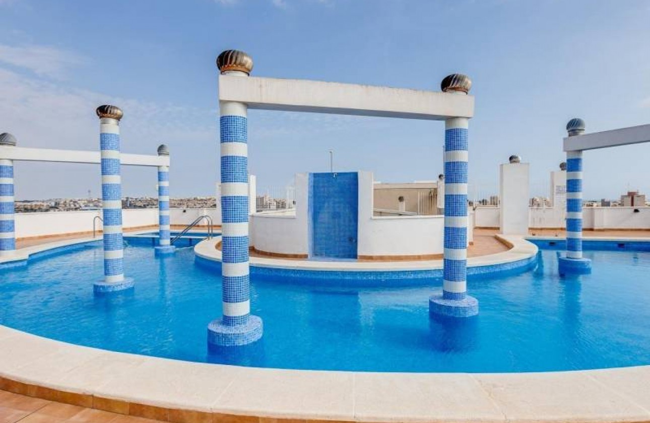 Resale - Apartment / flat - Torrevieja - Centro