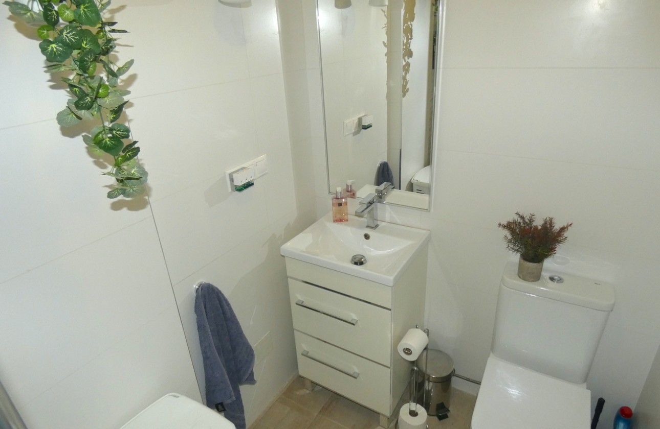 Resale - Apartment / flat - Algorfa