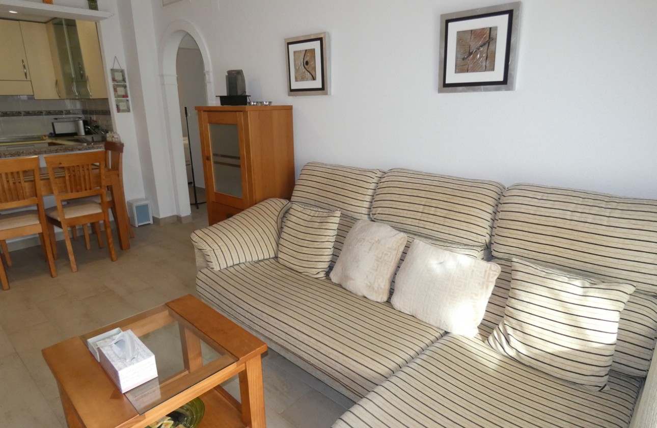 Resale - Apartment / flat - Algorfa