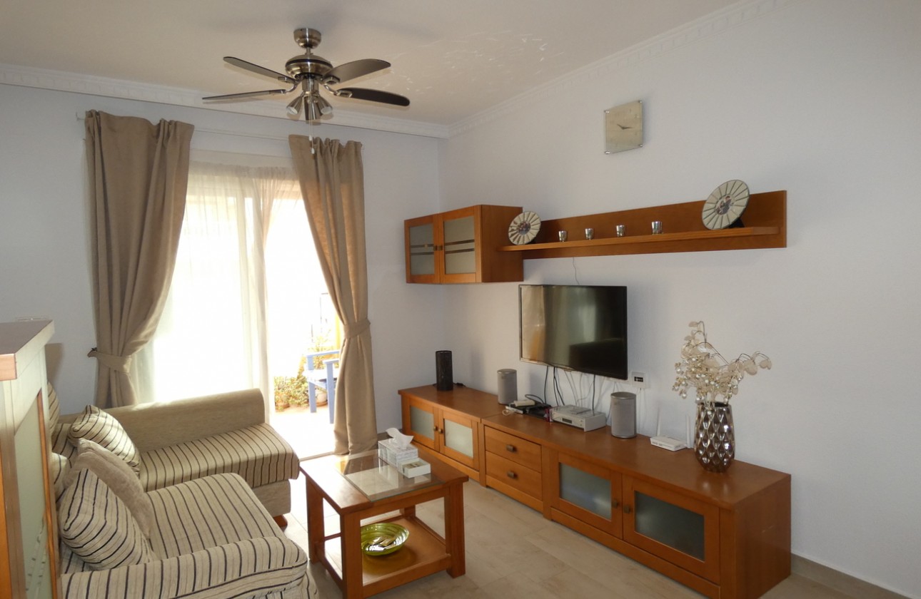 Resale - Apartment / flat - Algorfa