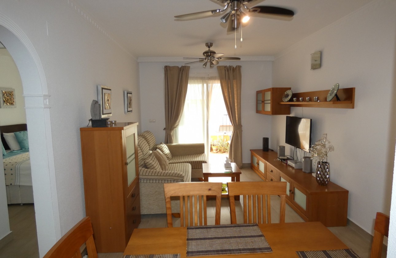 Resale - Apartment / flat - Algorfa