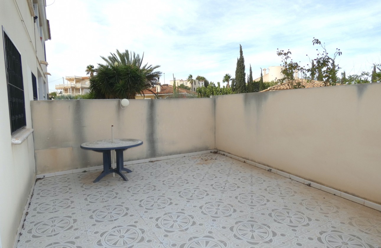 Resale - Apartment / flat - Algorfa