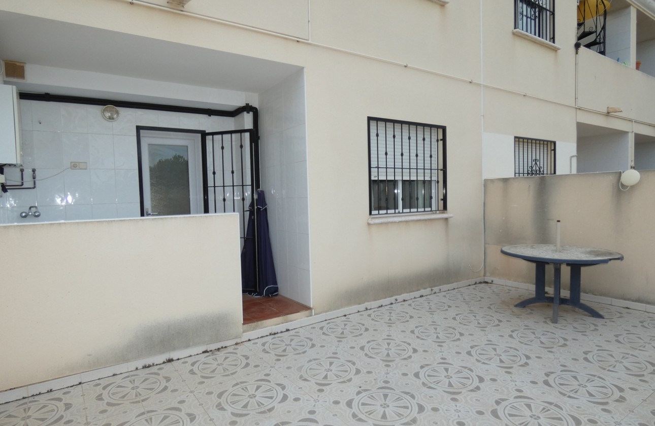 Resale - Apartment / flat - Algorfa