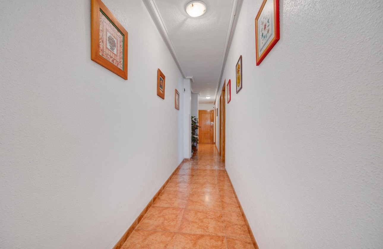 Revente - Appartement - Torrevieja - Centro