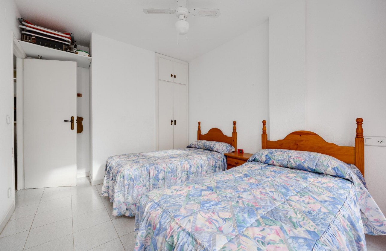 Resale - Apartment / flat - Torrevieja - playa de los naufragos