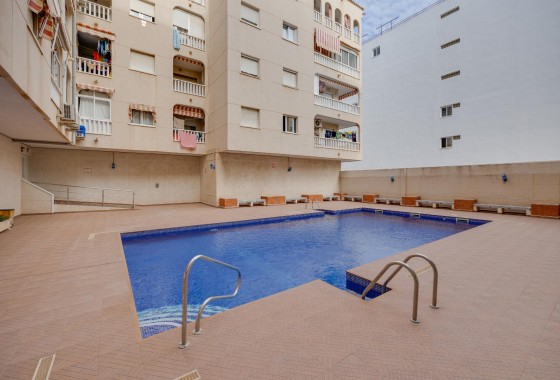 Resale - Apartment / flat - Torrevieja - playa de los naufragos