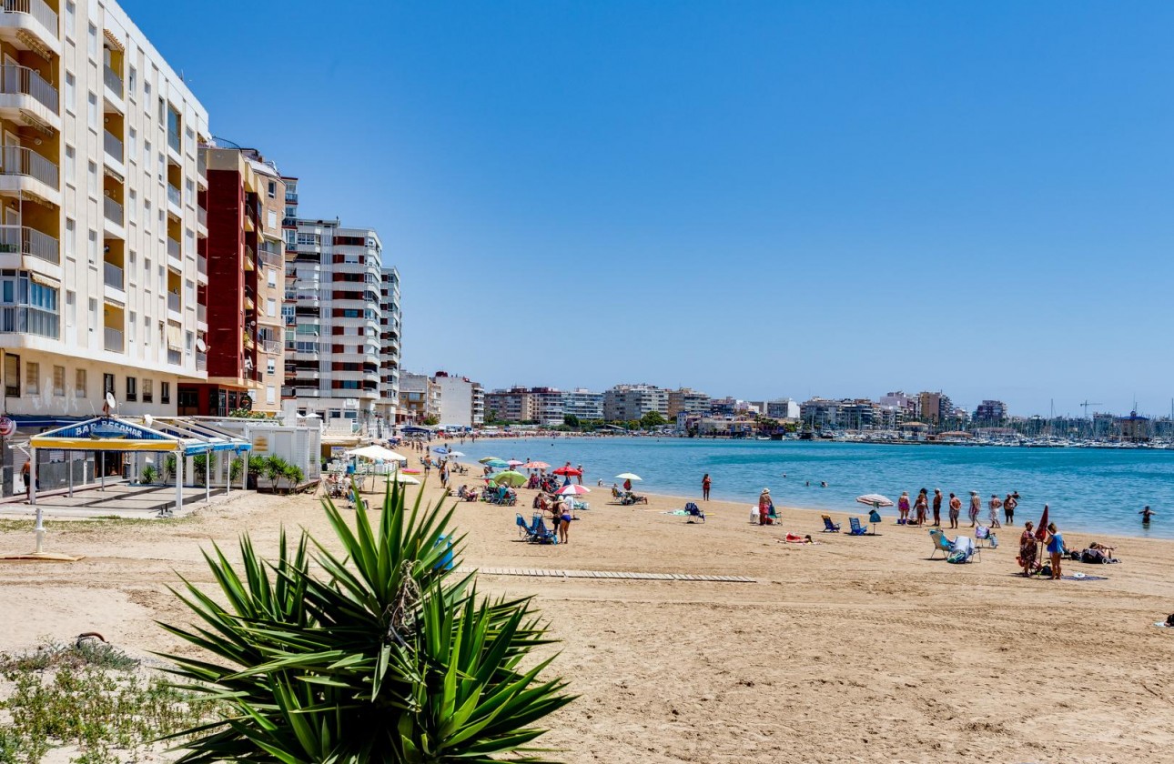 Resale - Apartment / flat - Torrevieja - playa de los naufragos