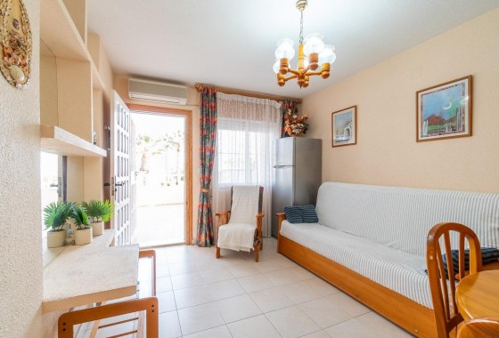 Resale - Villa - Torrevieja - Los altos