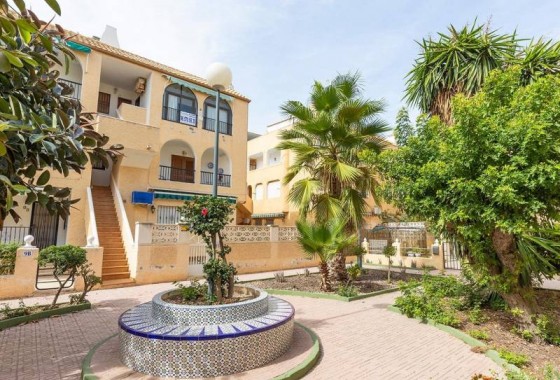 Resale - Apartment / flat - Torrevieja - LA MATA