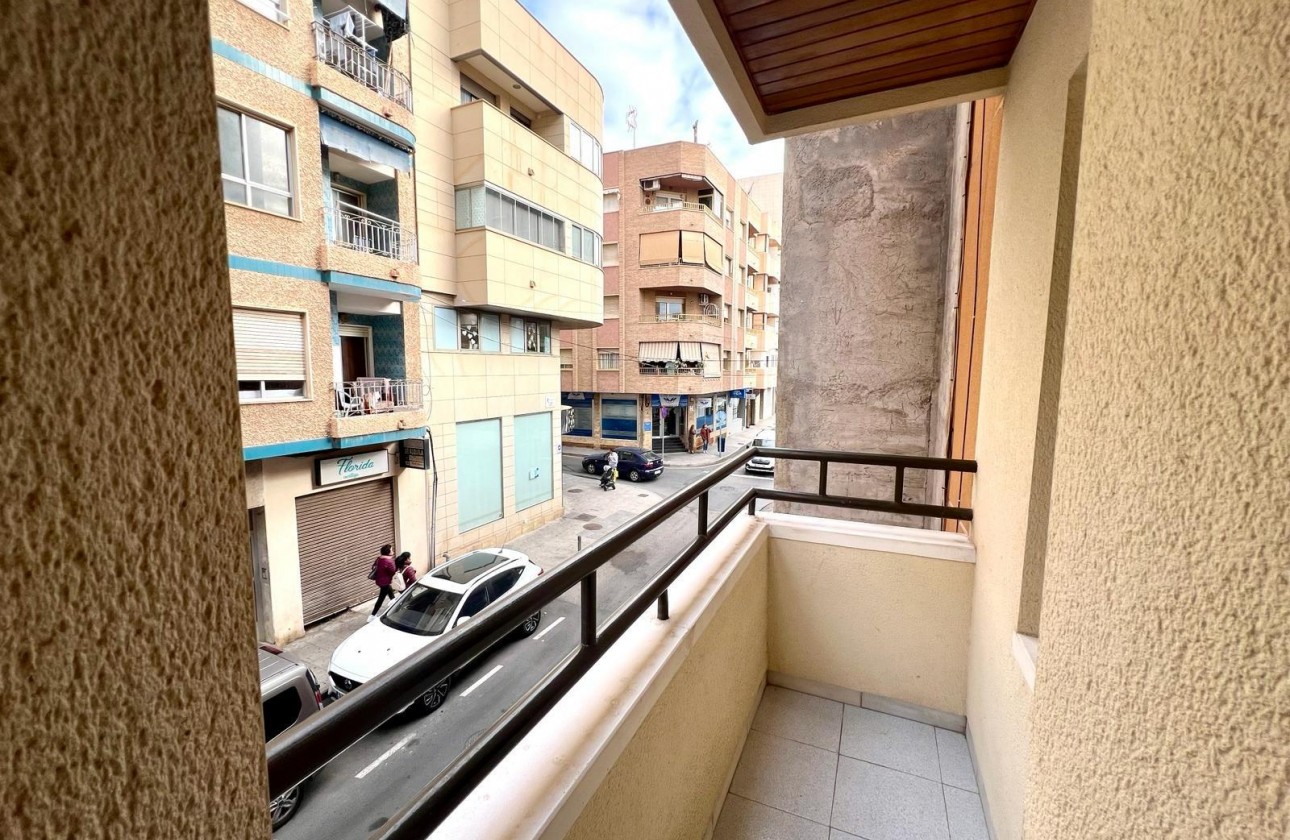 Revente - Appartement - Torrevieja - Centro