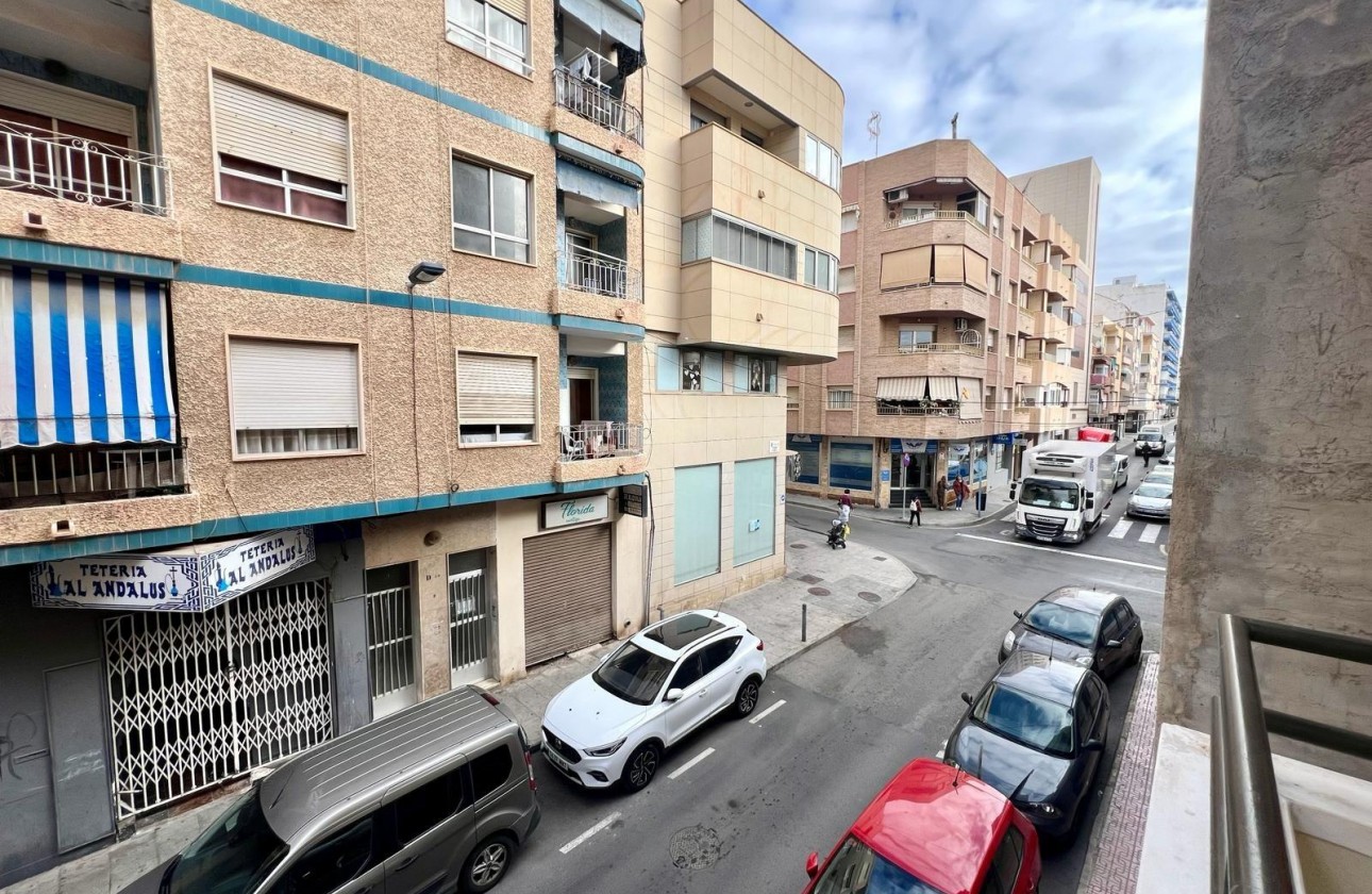 Reventa - Apartamento / piso - Torrevieja - Centro