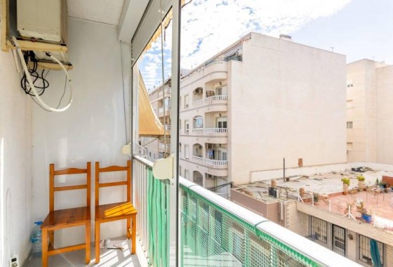 Resale - Apartment / flat - Torrevieja - Centro