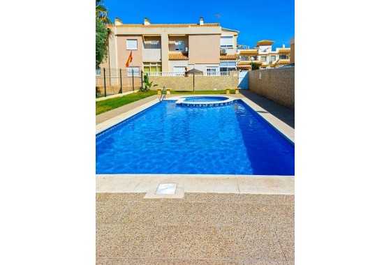 Revente - Villa - Torrevieja - Aguas Nuevas