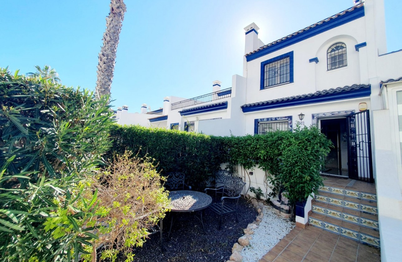 Resale - Villa - Orihuela Costa - Los Dolses