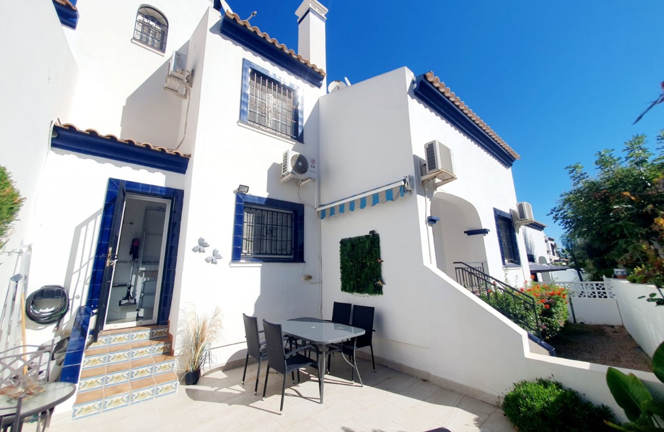 Resale - Villa - Orihuela Costa - Los Dolses