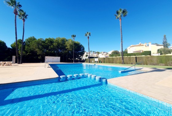 Resale - Villa - Orihuela Costa - Los Dolses