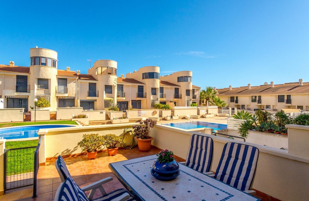 Resale - Villa - Orihuela Costa - Cabo Roig