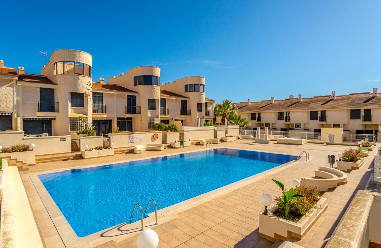 Resale - Villa - Orihuela Costa - Cabo Roig