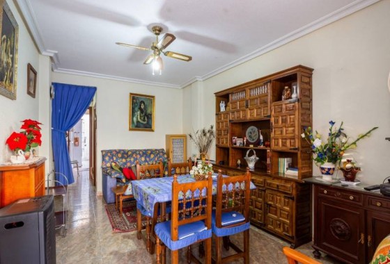 Resale - Villa - Torrevieja - Acequion