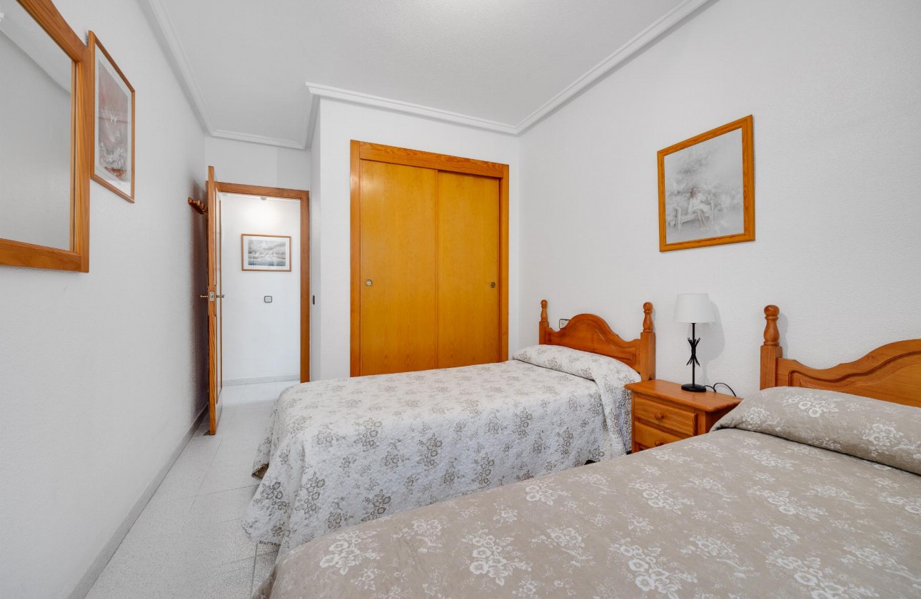 Resale - Apartment / flat - Torrevieja - playa de los naufragos