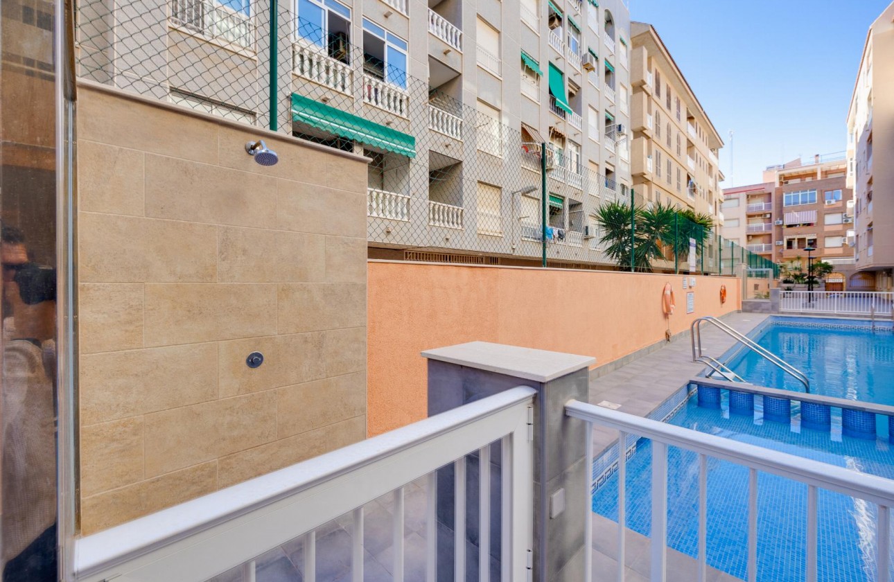 Resale - Apartment / flat - Torrevieja - playa de los naufragos