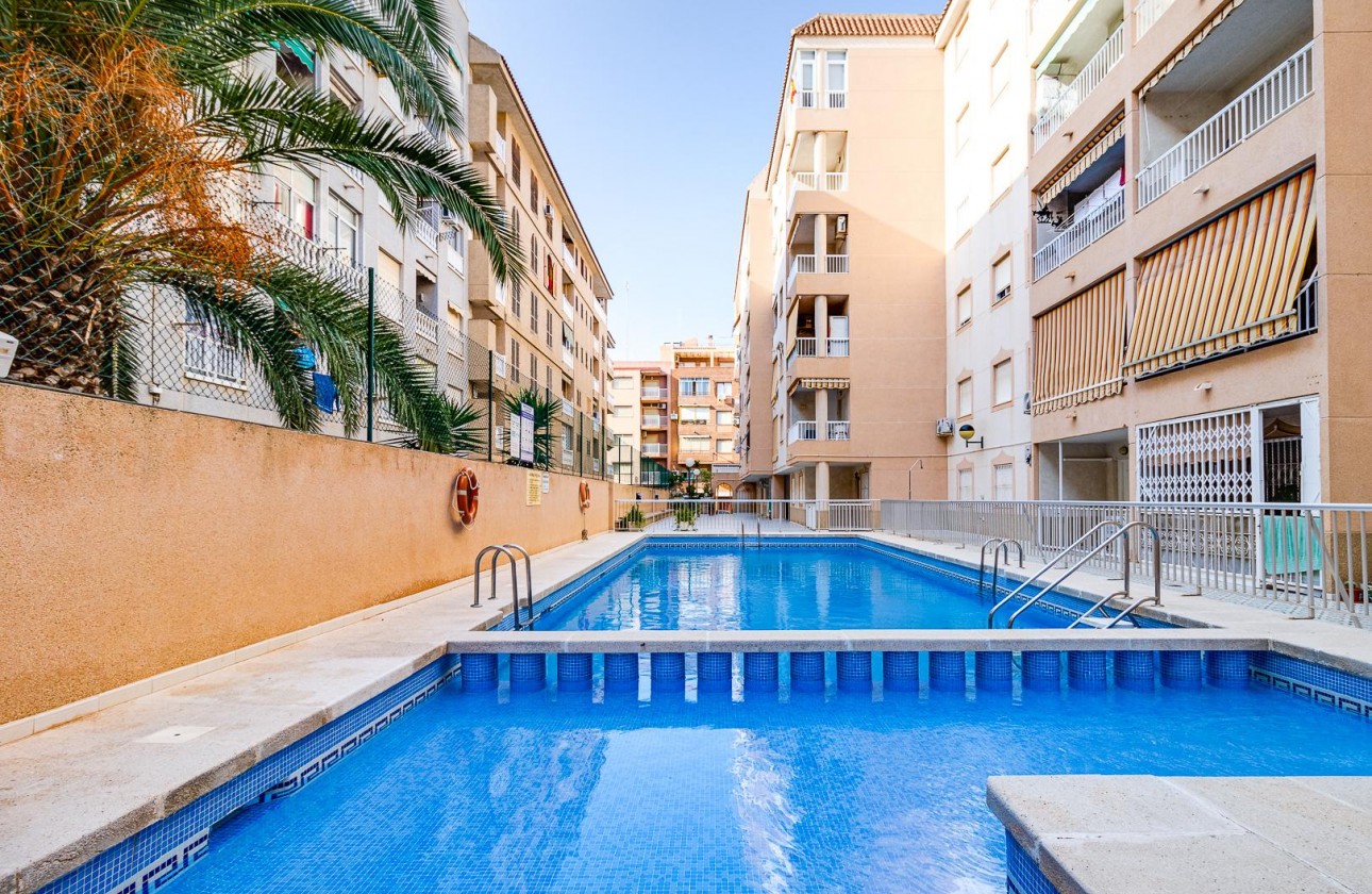 Resale - Apartment / flat - Torrevieja - playa de los naufragos