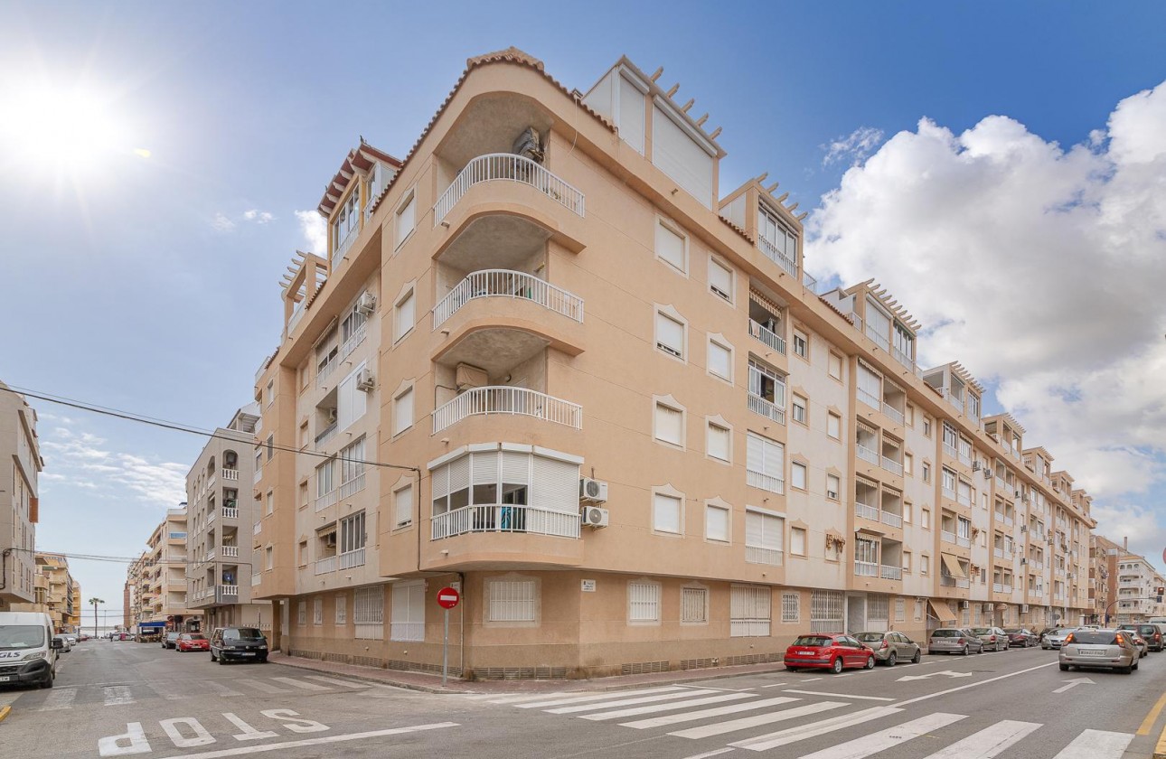 Resale - Apartment / flat - Torrevieja - playa de los naufragos