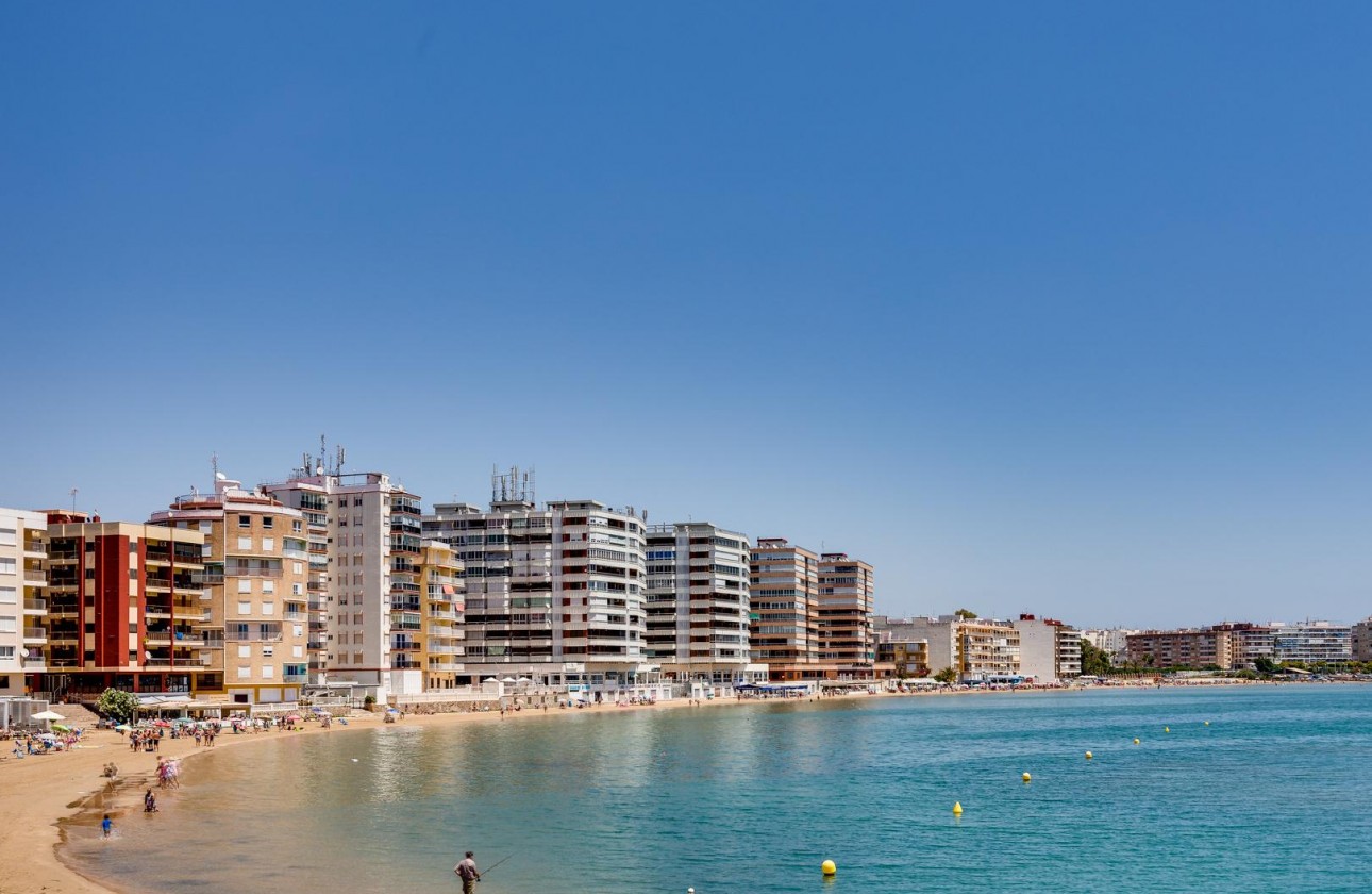 Resale - Apartment / flat - Torrevieja - playa de los naufragos