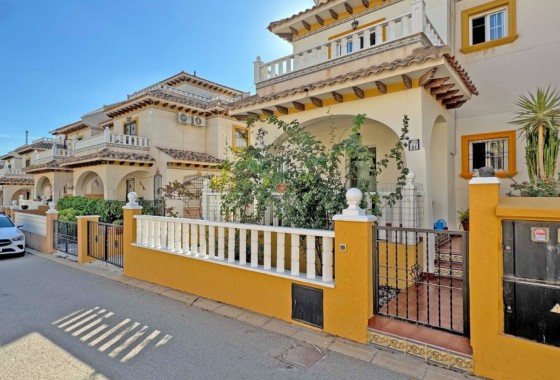 Resale - Villa - Orihuela Costa - Lomas de Cabo Roig