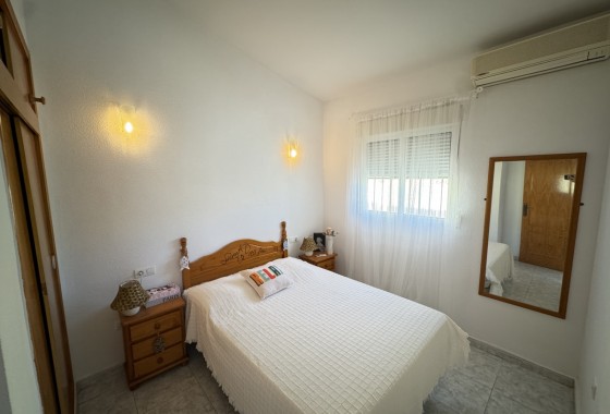 Resale - Apartment / flat - Villamartin