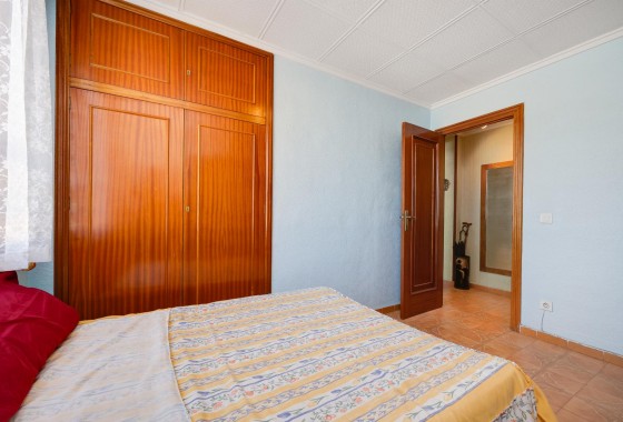 Resale - Apartment / flat - Torrevieja - Playa del Acequión