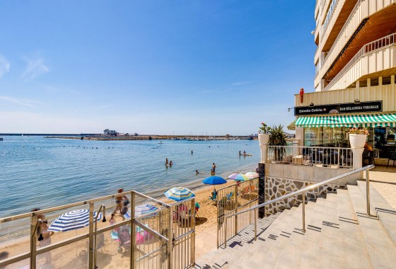 Resale - Apartment / flat - Torrevieja - Playa del Acequión