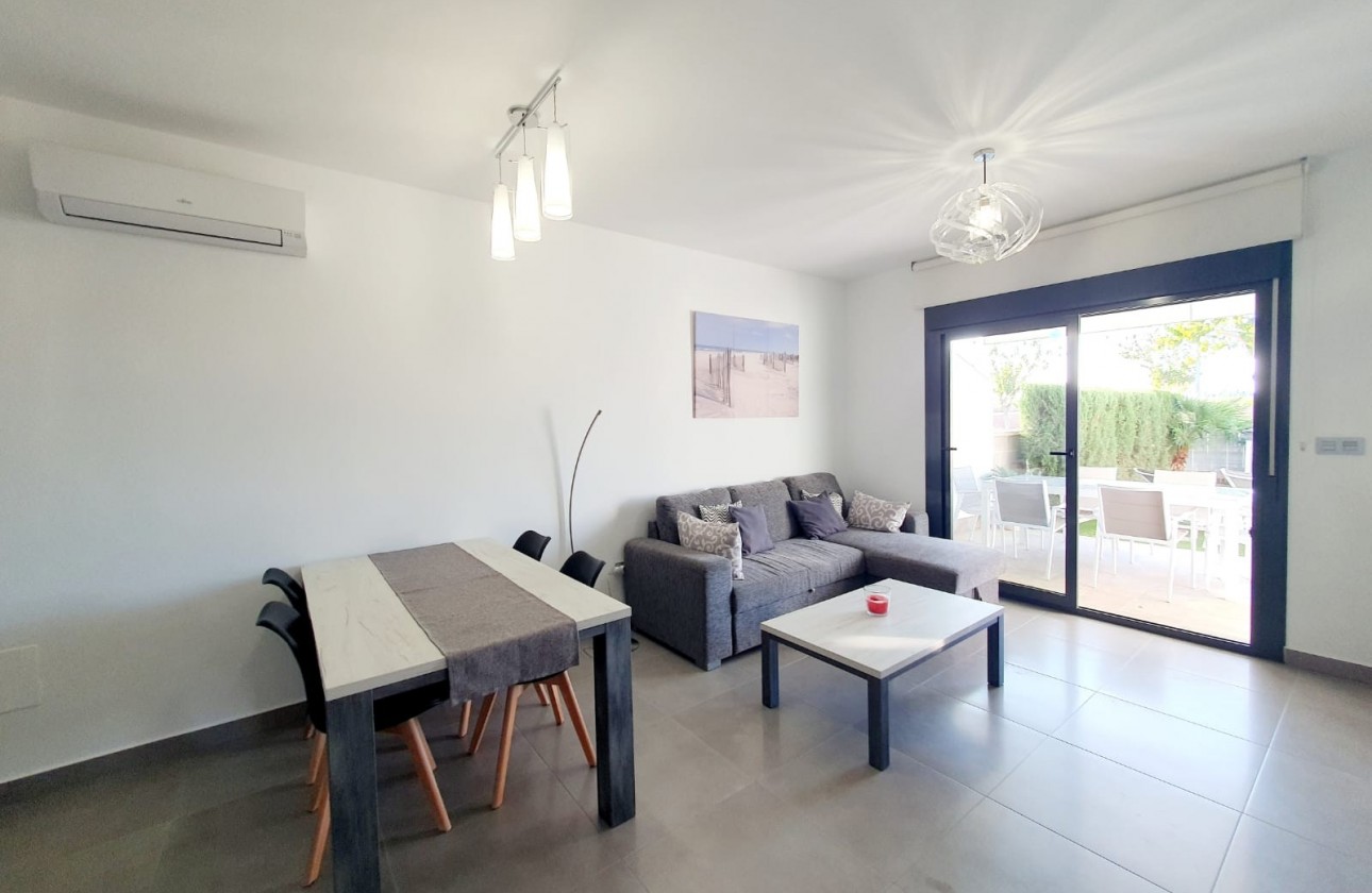 Resale - Apartment / flat - Pilar de la Horadada