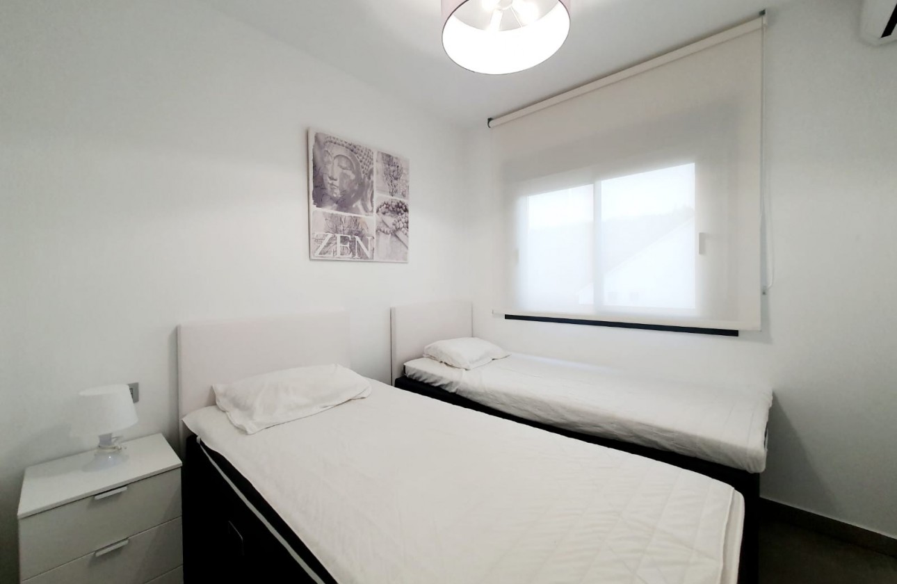 Resale - Apartment / flat - Pilar de la Horadada