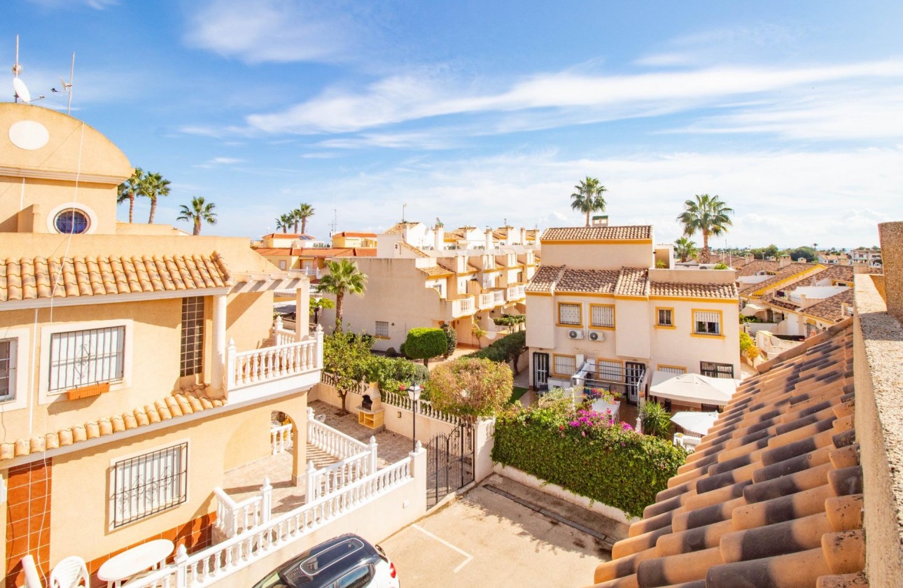 Resale - Villa - Orihuela Costa - La Regia