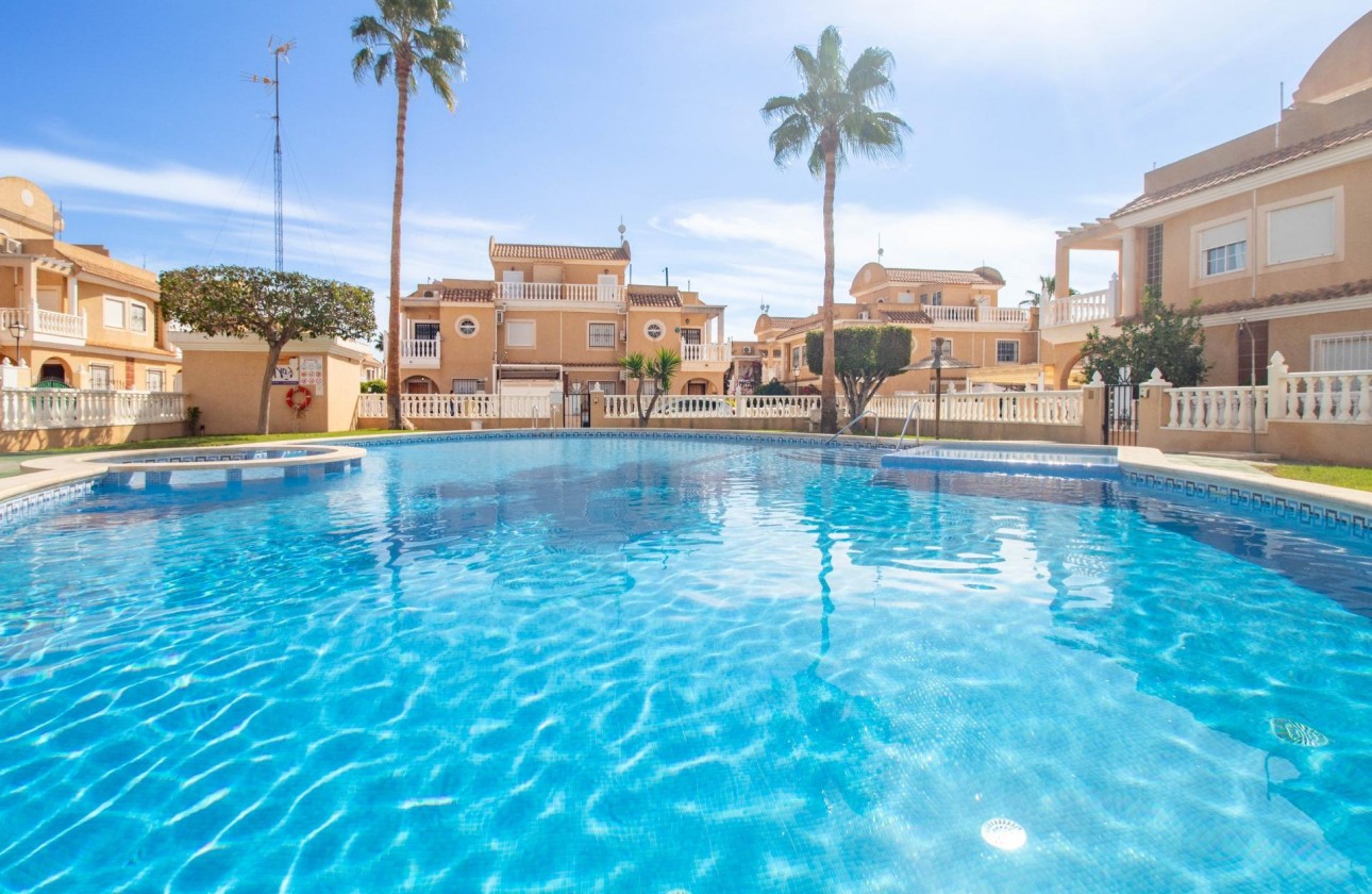 Resale - Villa - Orihuela Costa - La Regia