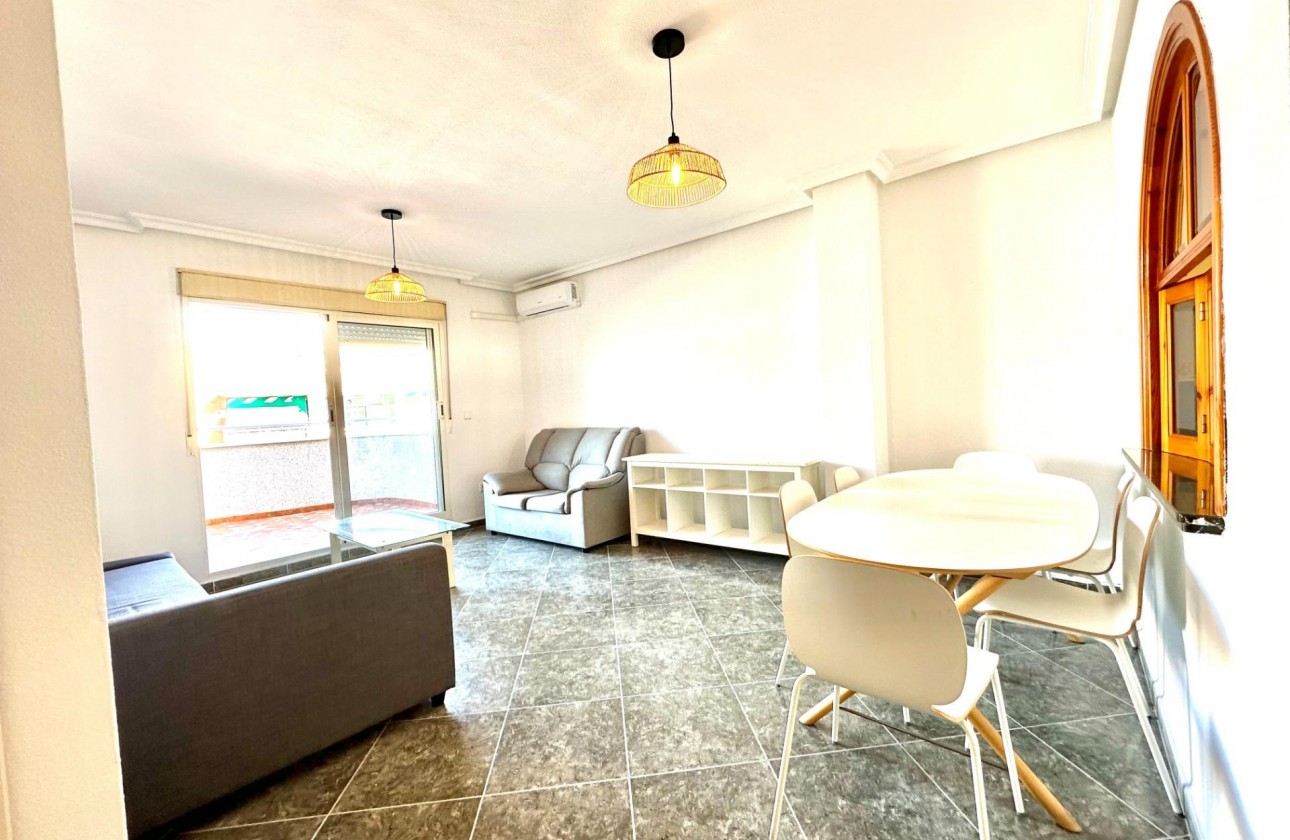 Long Term Rental - Apartment / flat - Torrevieja - Habaneras