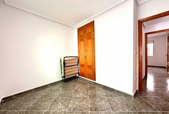 Long Term Rental - Apartment / flat - Torrevieja - Habaneras