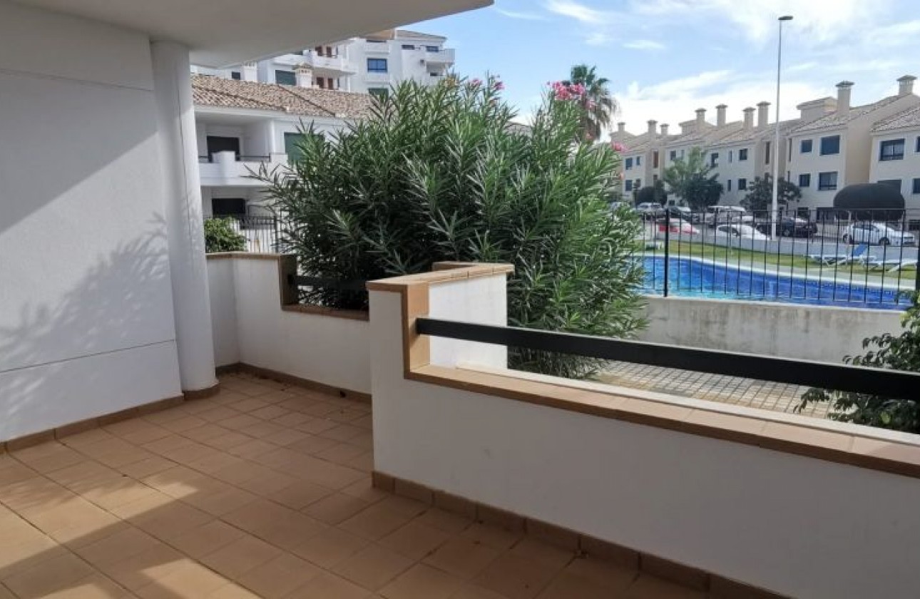 Resale - Apartment / flat - Orihuela Costa